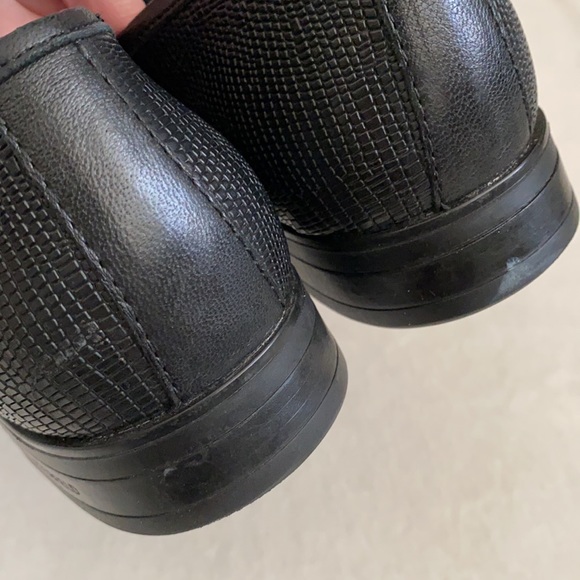 Karl Lagerfeld Paris | Textured Leather Bit Apron Toe Loafers LF1D2058 Black 7.5 - Picture 8 of 15